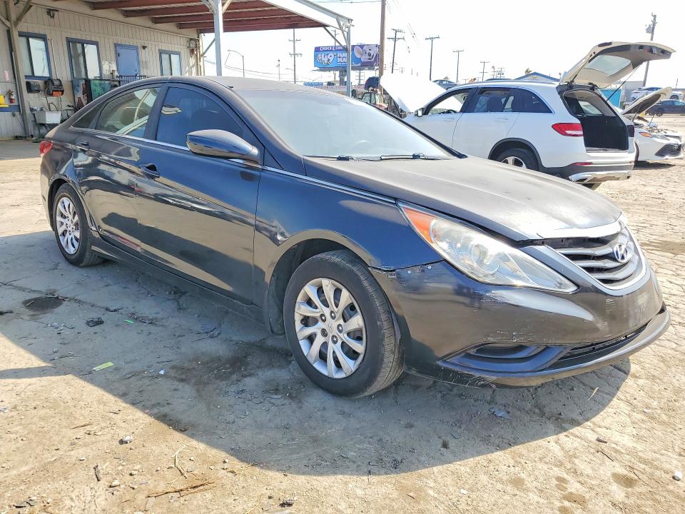 70500926 :رقم المزاد ، 5NPEB4AC7DH555696 vin ، 2013 Hyundai Sonata Gls Automatic مزاد بيع