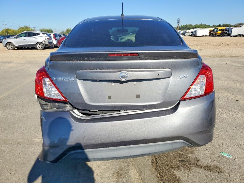 Продажа на аукционе авто 2018 Nissan Versa, vin: 3N1CN7AP1JL881902, номер лота: 68256906