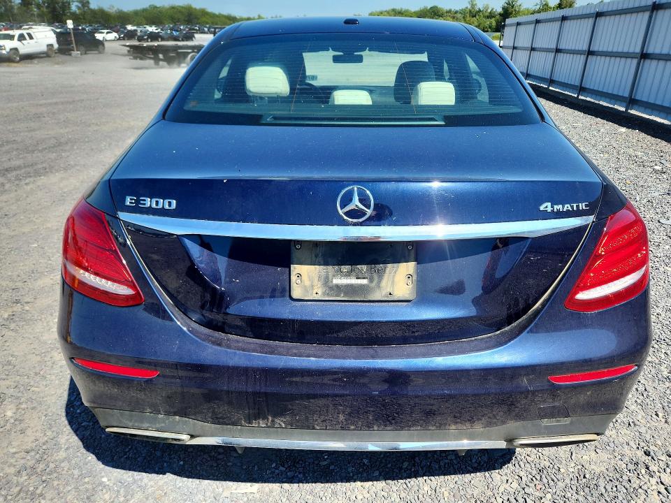 67977786 :رقم المزاد ، WDDZF4KB2KA555983 vin ، 2019 Mercedes-benz E مزاد بيع