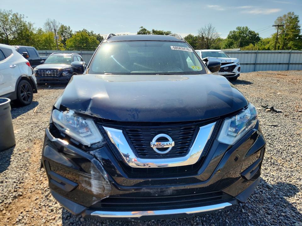 68563416 :رقم المزاد ، KNMAT2MV3HP535811 vin ، 2017 Nissan Rogue مزاد بيع