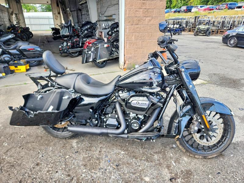 69113076 :رقم المزاد ، 1HD1KVP13KB679228 vin ، 2019 Harley-davidson Flhrxs مزاد بيع
