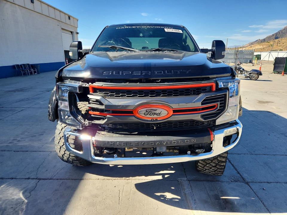 67741056 :رقم المزاد ، 1FT8W2BT4MED15543 vin ، 2021 Ford F250 مزاد بيع