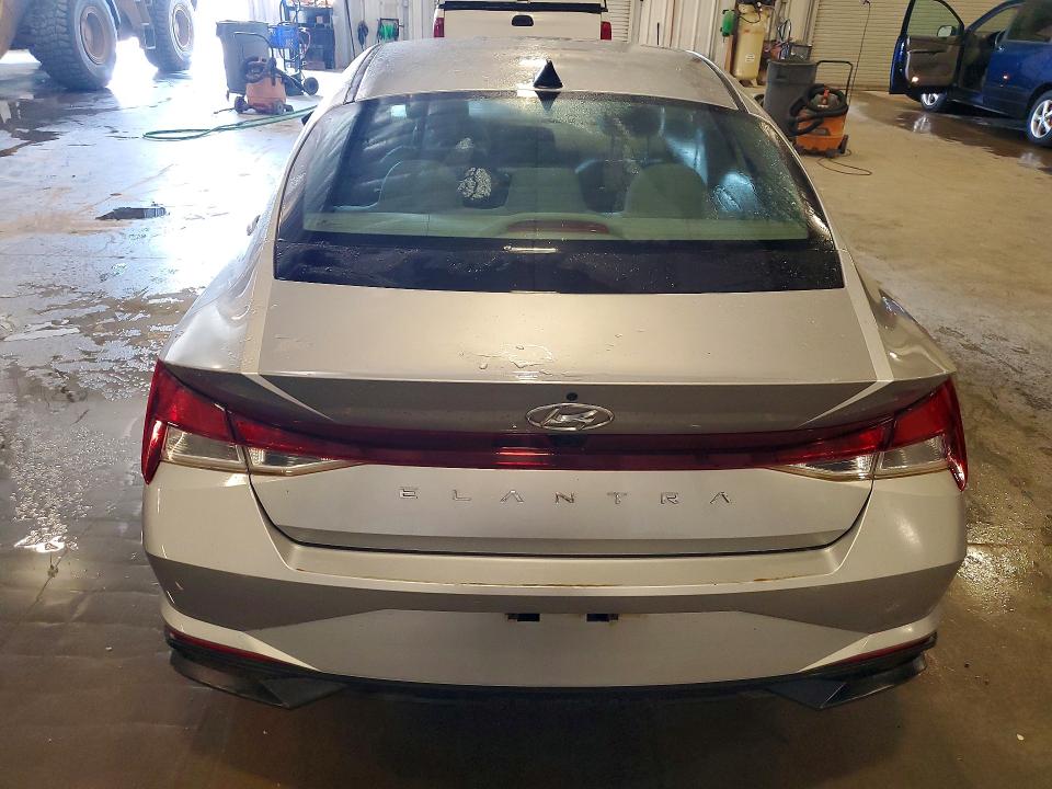 67479226 :رقم المزاد ، 5NPLM4AG9NH077349 vin ، 2022 Hyundai Elantra مزاد بيع