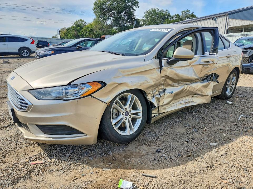 Продаж на аукціоні авто 2018 Ford Fusion, vin: 3FA6P0LU4JR250479, номер лоту: 70184276