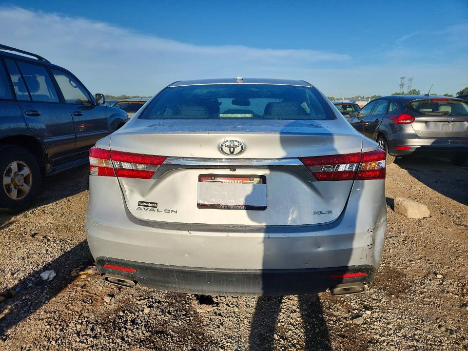 68602216 :رقم المزاد ، 4T1BK1EB2DU058396 vin ، 2013 Toyota Avalon مزاد بيع