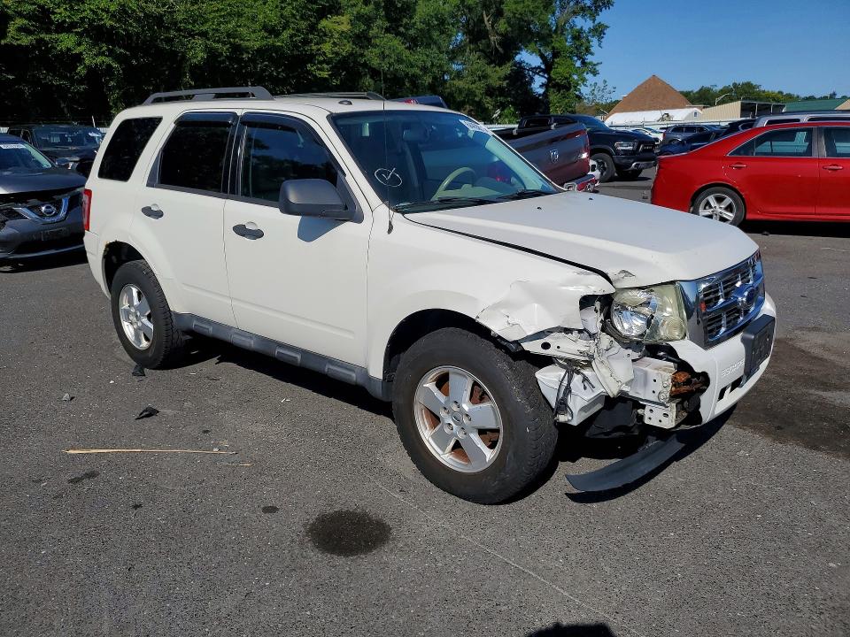Продаж на аукціоні авто 2011 Ford Escape, vin: 1FMCU0D78BKB28353, номер лоту: 64455816
