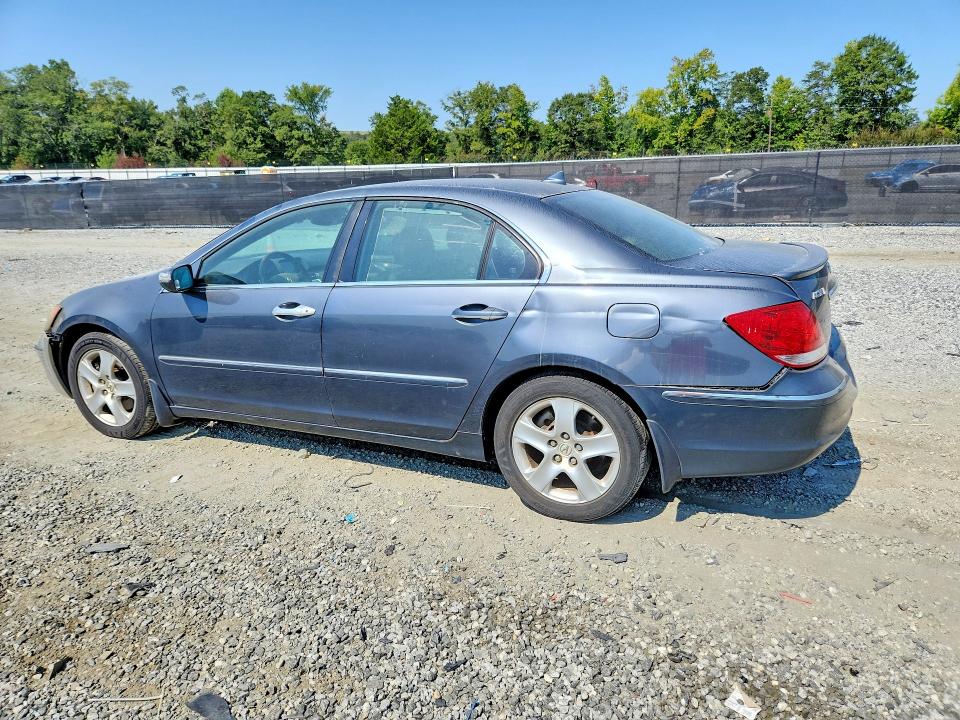 67526466 :رقم المزاد ، JH4KB16595C010574 vin ، 2005 Acura Rl مزاد بيع