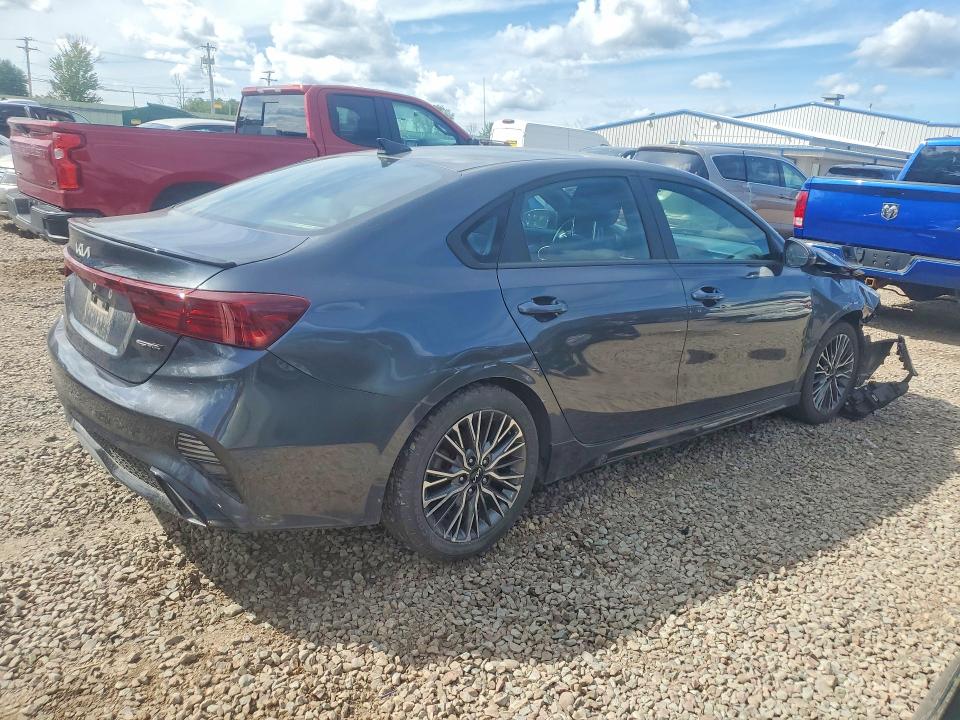 67704836 :رقم المزاد ، 3KPF54AD7PE646206 vin ، 2023 Kia Forte مزاد بيع