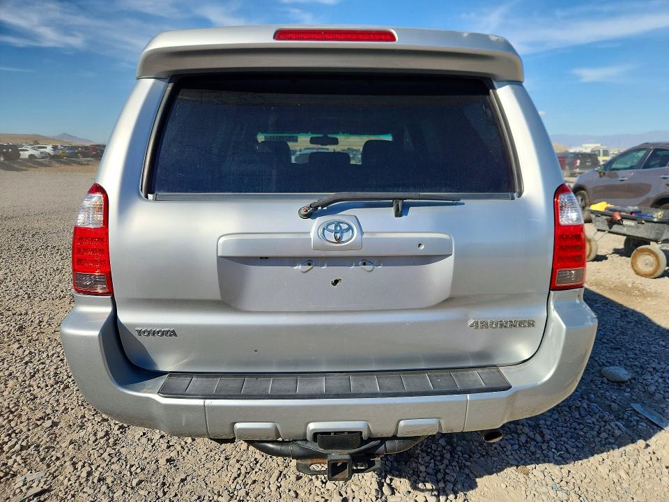 70230446 :رقم المزاد ، JTEBT17R678040245 vin ، 2007 Toyota 4runner مزاد بيع