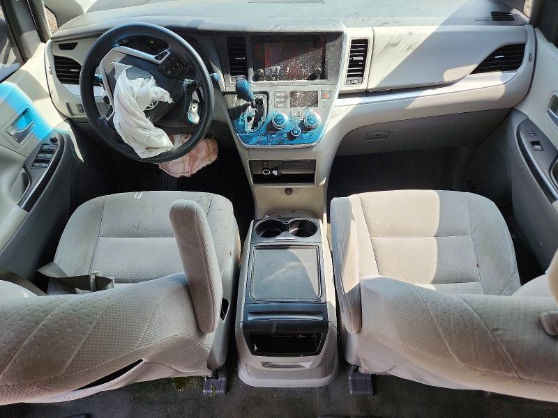 2017 Toyota Sienna მანქანა იყიდება აუქციონზე, vin: 5TDKZ3DC9HS853302, აუქციონის ნომერი: 68195176