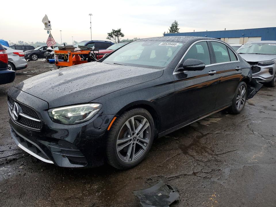 68539466 :رقم المزاد ، W1KZF8EB9MA904742 vin ، 2021 Mercedes-benz E مزاد بيع