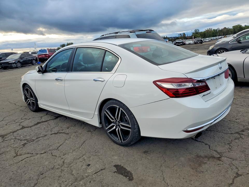 70601446 :رقم المزاد ، 1HGCR2F53HA308157 vin ، 2017 Honda Accord مزاد بيع