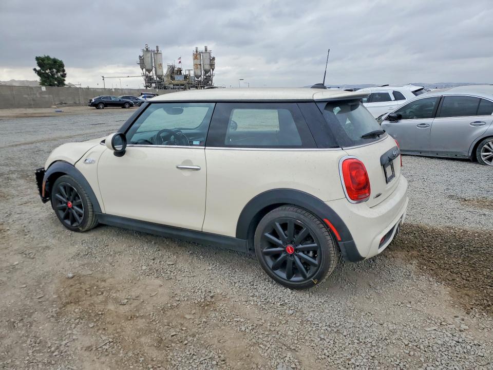 Продаж на аукціоні авто 2017 Mini Cooper, vin: WMWXP7C34H2A45970, номер лоту: 69343186