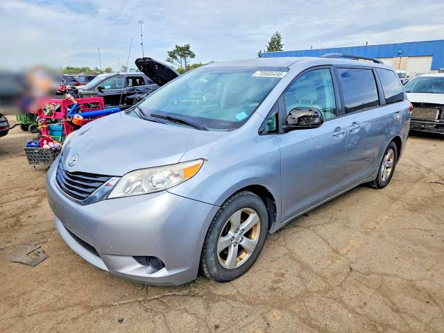 Auction sale of the 2014 Toyota Sienna, vin: 5TDKK3DC4ES508498, lot number: 70665456