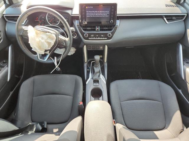 70465676 :رقم المزاد ، 7MUCAAAG6NV021831 vin ، 2022 Toyota Corolla Cross مزاد بيع