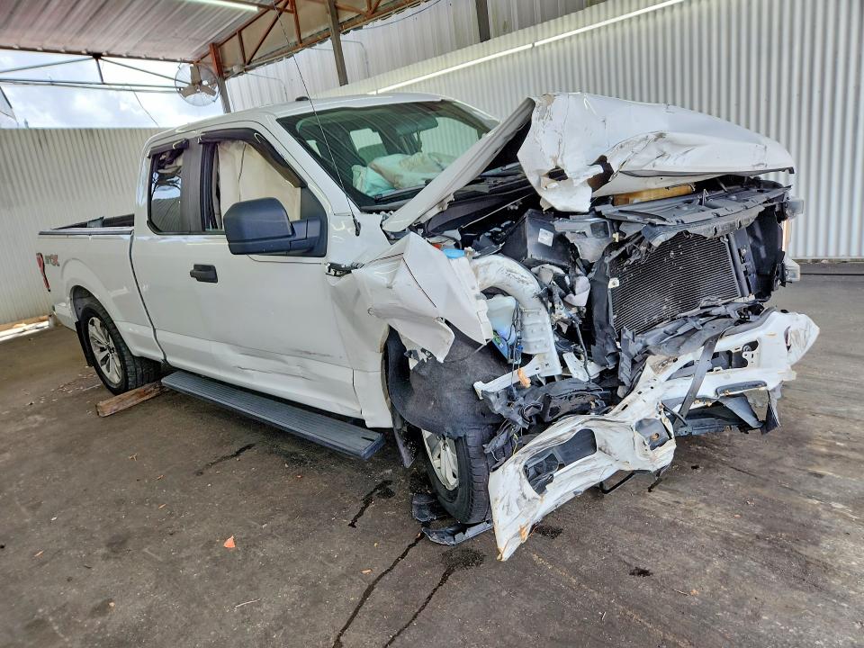 67410206 :رقم المزاد ، 1FTEX1CPXJKD50886 vin ، 2018 Ford F150 مزاد بيع