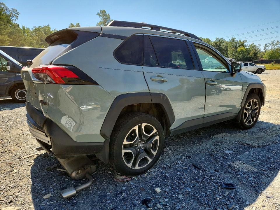 Продаж на аукціоні авто 2019 Toyota Rav4, vin: 2T3J1RFV1KW032124, номер лоту: 67706276