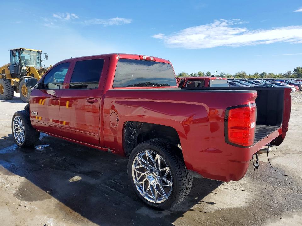 71013906 :رقم المزاد ، 3GCPCRECXJG185717 vin ، 2018 Chevrolet Silverado مزاد بيع