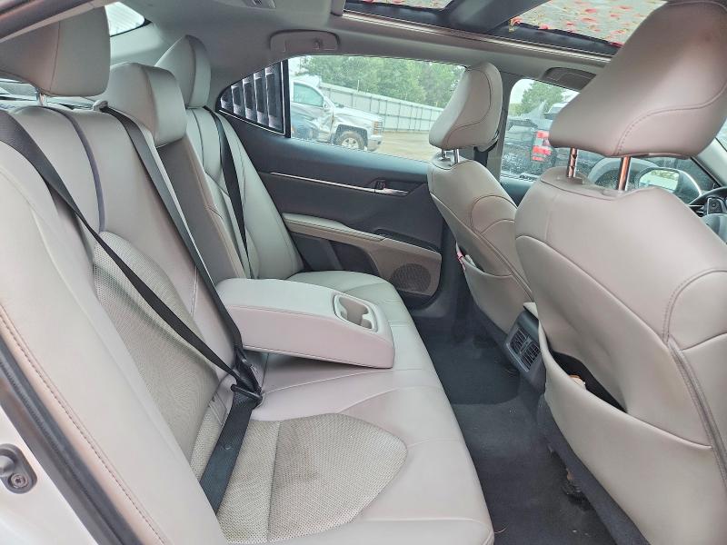 69782696 :رقم المزاد ، 4T1F11AK1MU603160 vin ، 2021 Toyota Camry مزاد بيع