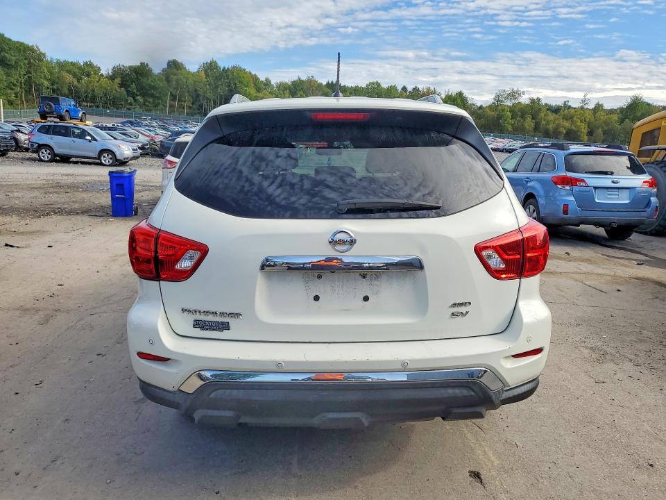 Продаж на аукціоні авто 2017 Nissan Pathfinder, vin: 5N1DR2MM4HC626852, номер лоту: 68613986