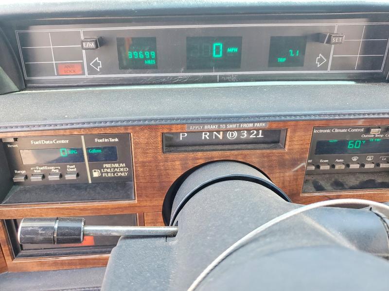 1993 Cadillac Deville მანქანა იყიდება აუქციონზე, vin: 1G6CD53B2P4287343, აუქციონის ნომერი: 70663736