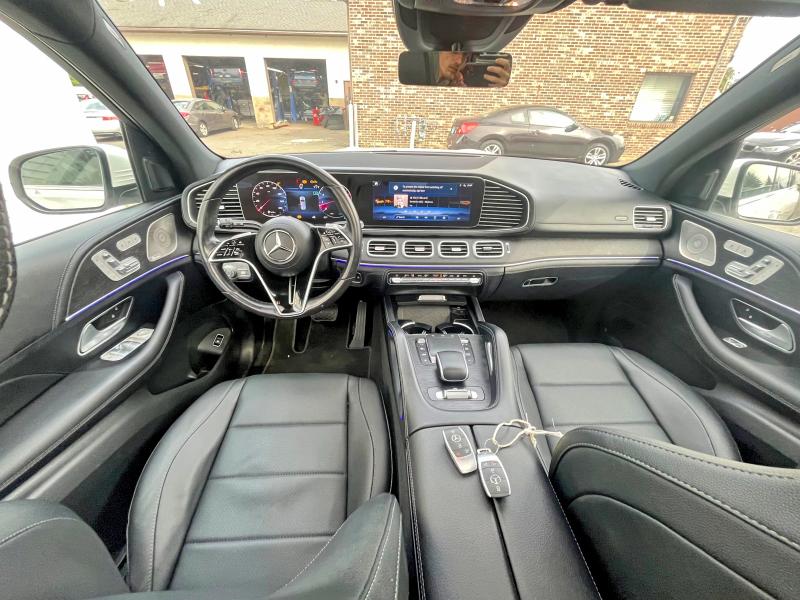 70812156 :رقم المزاد ، 4JGFF5KE5RB037623 vin ، 2024 Mercedes-benz Gls مزاد بيع
