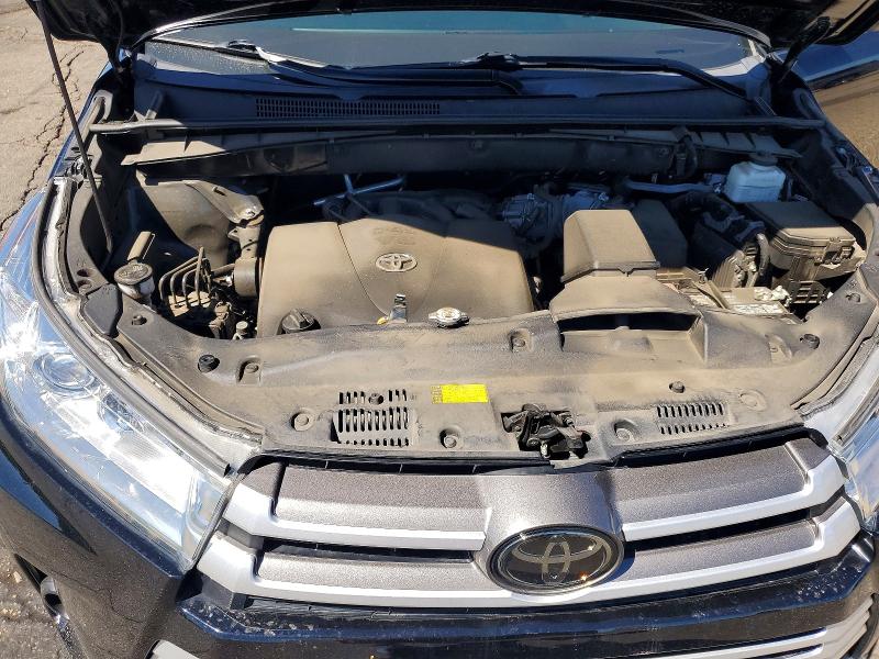 Продаж на аукціоні авто 2019 Toyota Highlander, vin: 5TDBZRFH1KS967488, номер лоту: 67705966