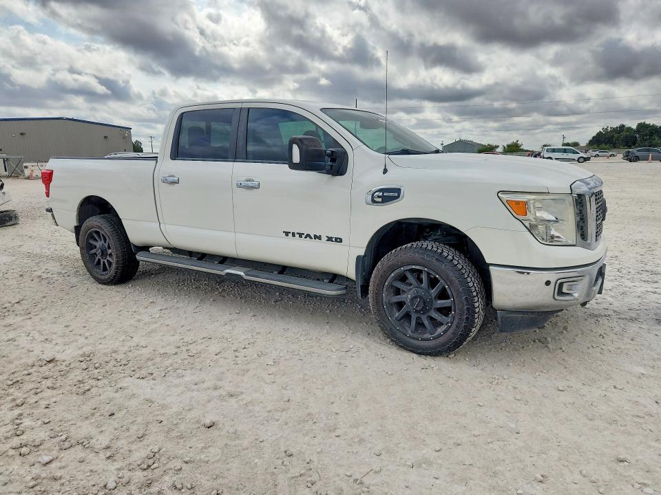 2017 Nissan Titan Xd მანქანა იყიდება აუქციონზე, vin: 1N6BA1F28HN517756, აუქციონის ნომერი: 70284146