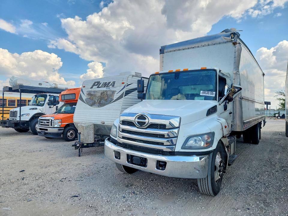 69536106 :رقم المزاد ، 5PVNJ7AV2P5T52077 vin ، 2023 Hino Hino L6 مزاد بيع