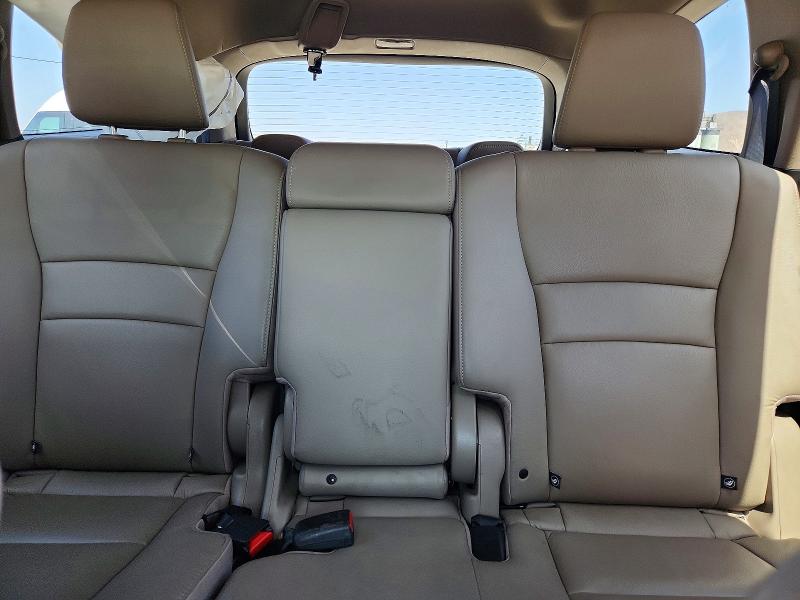 Продаж на аукціоні авто 2018 Honda Pilot, vin: 5FNYF5H68JB022225, номер лоту: 68884426