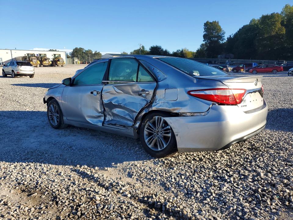 2015 Toyota Camry მანქანა იყიდება აუქციონზე, vin: 4T1BF1FK7FU977848, აუქციონის ნომერი: 70663376