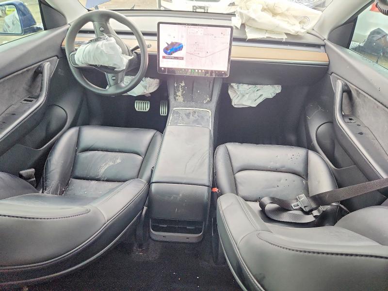 68063716 :رقم المزاد ، 7SAYGDEF0NF345494 vin ، 2022 Tesla Model Y مزاد بيع