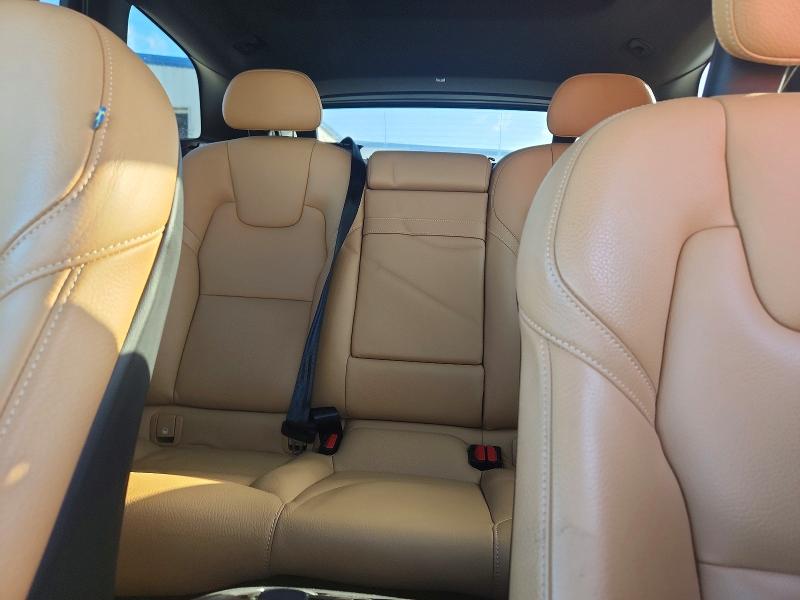 Продаж на аукціоні авто 2018 Volvo Xc60, vin: LYVA22RL3JB113906, номер лоту: 69321626