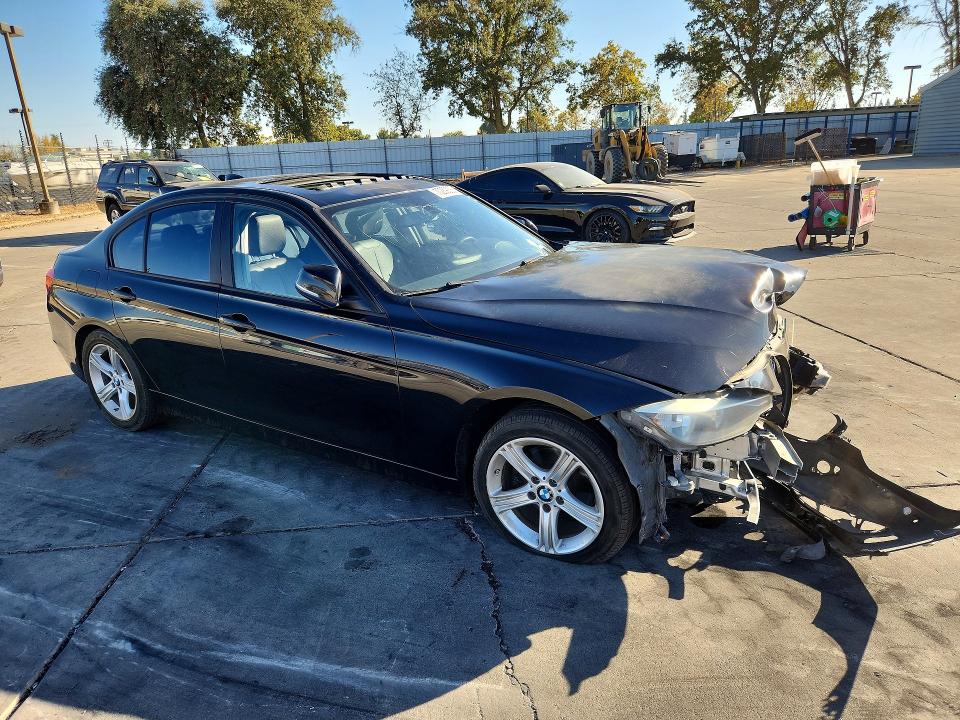 2014 Bmw 328 მანქანა იყიდება აუქციონზე, vin: WBA3A5G51ENP28295, აუქციონის ნომერი: 70259006
