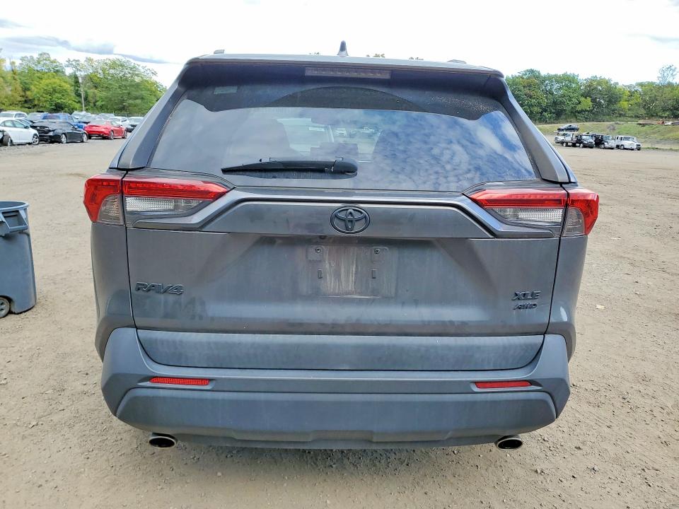 Auction sale of the 2020 Toyota Rav4, vin: 2T3P1RFV9LC077907, lot number: 70015756