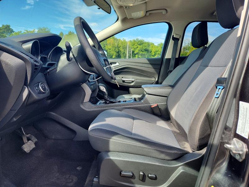 70190756 :رقم المزاد ، 1FMCU9GD0JUD53438 vin ، 2018 Ford Escape مزاد بيع