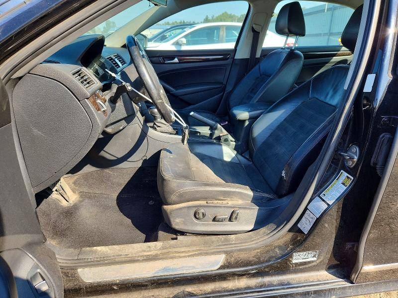 69090036 :رقم المزاد ، 1VWCT7A32FC007560 vin ، 2015 Volkswagen Passat مزاد بيع