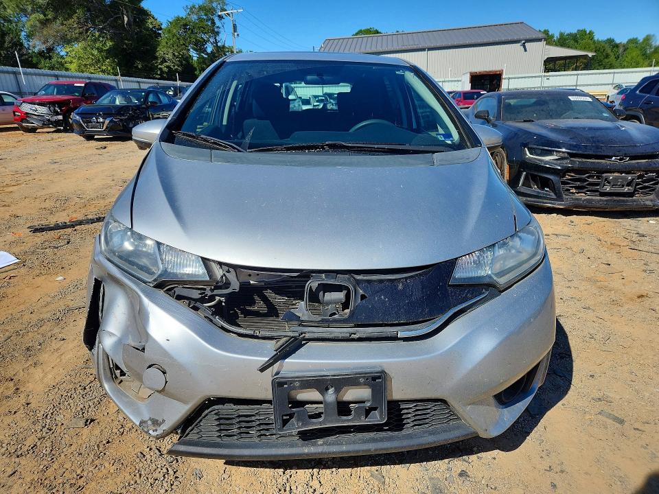 69928546 :رقم المزاد ، 3HGGK5H80FM775664 vin ، 2015 Honda Fit مزاد بيع