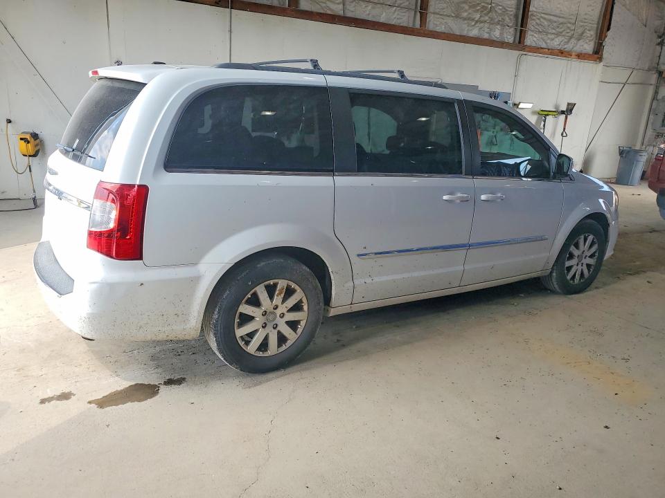 68055336 :رقم المزاد ، 2C4RC1BG4FR695919 vin ، 2015 Chrysler Town & Country مزاد بيع