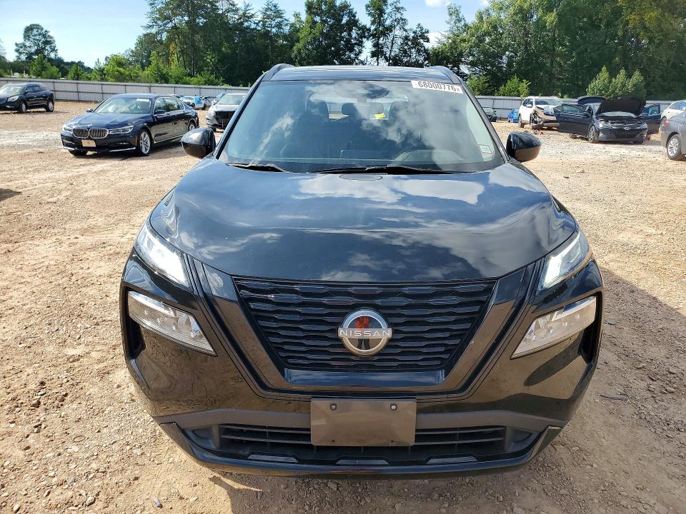 68000776 :رقم المزاد ، JN8BT3BB1PW210814 vin ، 2023 Nissan Rogue مزاد بيع