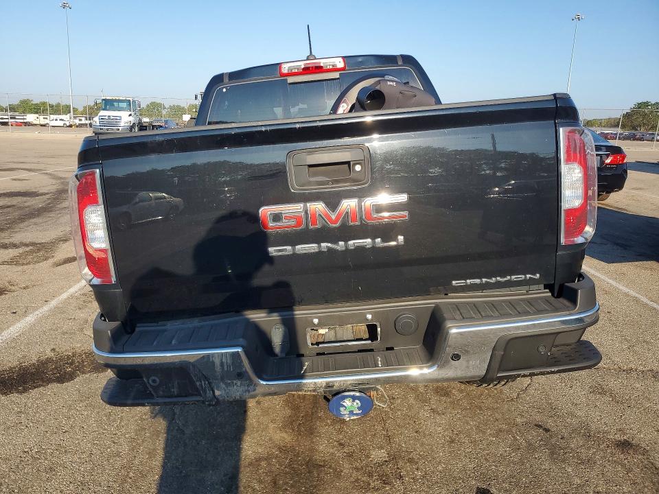 67627626 :رقم المزاد ، 1GTG6EEN6N1125309 vin ، 2022 Gmc Canyon مزاد بيع