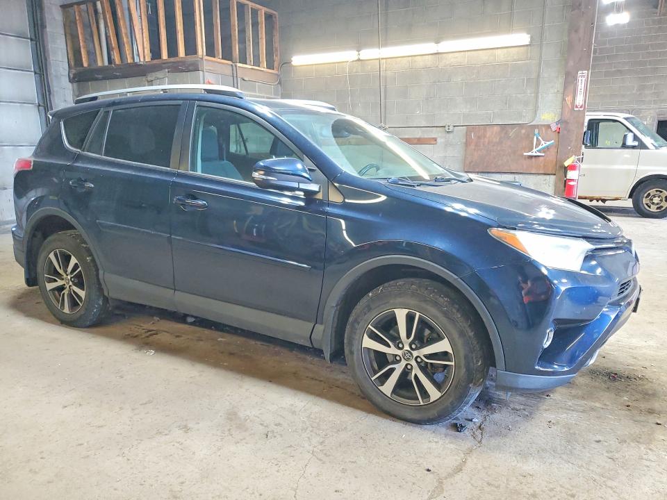 70049486 :رقم المزاد ، 2T3RFREV9HW654923 vin ، 2017 Toyota Rav4 مزاد بيع