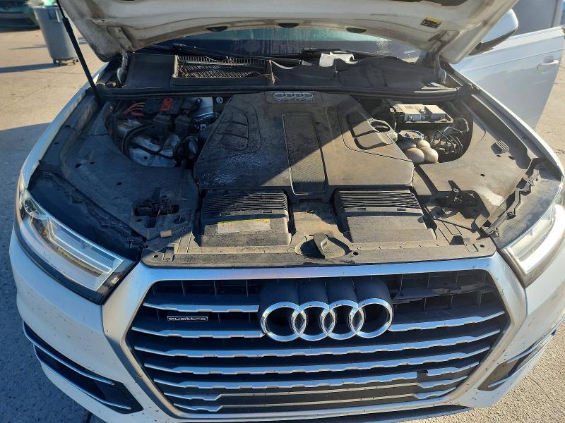 Продаж на аукціоні авто 2017 Audi Q7, vin: WA1LAAF70HD015374, номер лоту: 69754076
