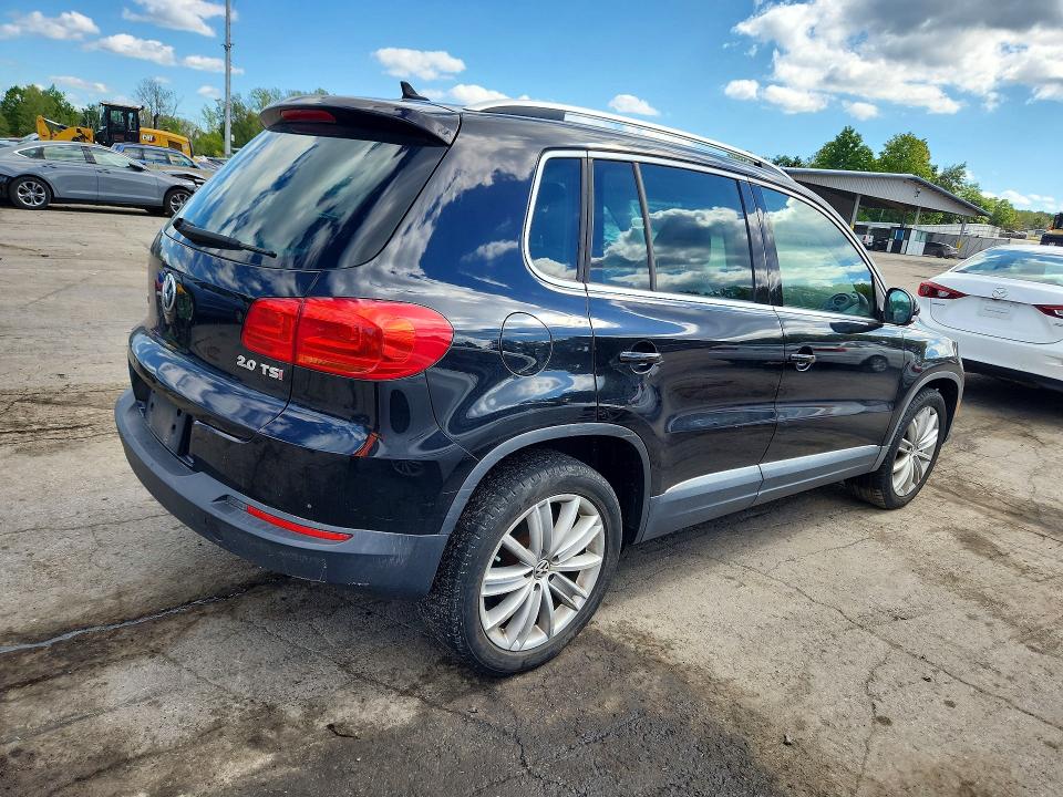 Auction sale of the 2012 Volkswagen Tiguan, vin: WVGAV7AX1CW524233, lot number: 69712796