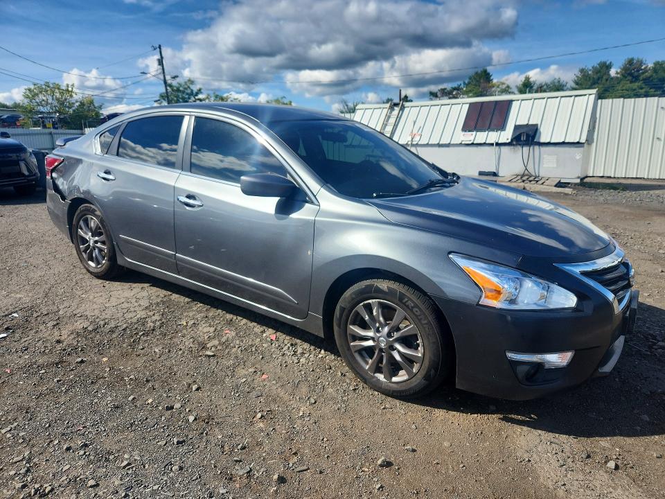 2015 Nissan Altima მანქანა იყიდება აუქციონზე, vin: 1N4AL3AP4FN396203, აუქციონის ნომერი: 69486886