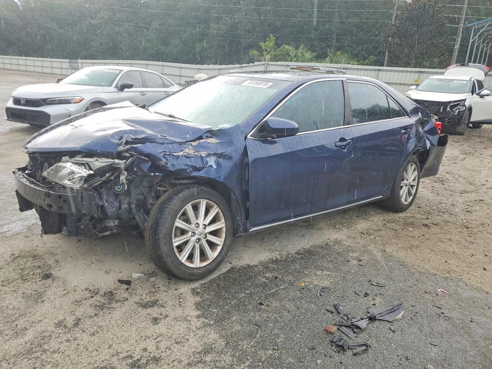 2014 Toyota Camry მანქანა იყიდება აუქციონზე, vin: 4T1BF1FK5EU833925, აუქციონის ნომერი: 70184976