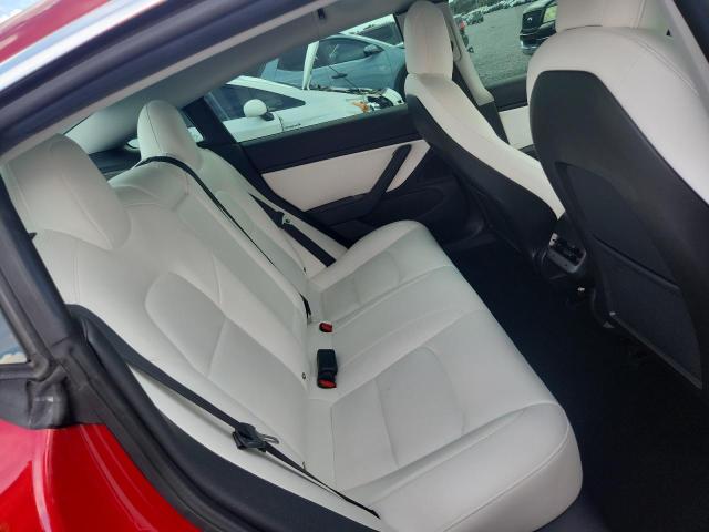 68571046 :رقم المزاد ، 5YJ3E1EA8JF156036 vin ، 2018 Tesla Model 3 مزاد بيع