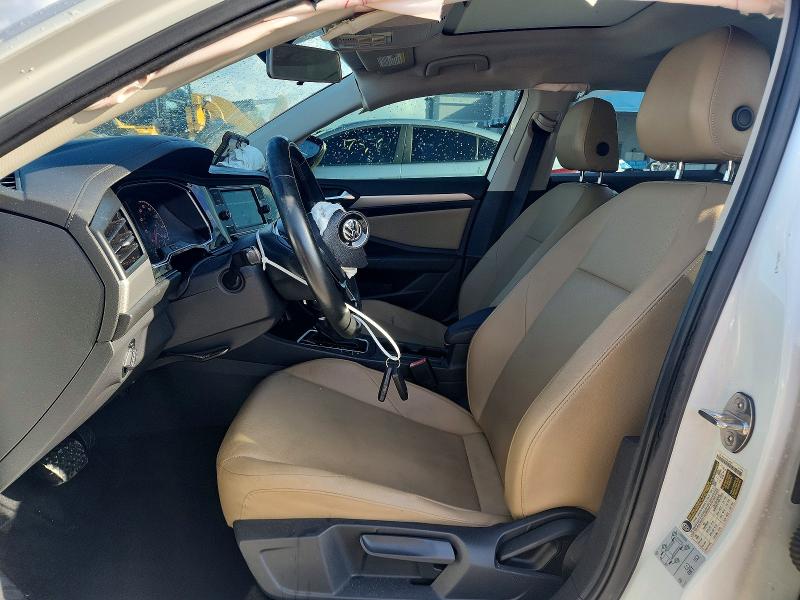 Продажа на аукционе авто 2019 Volkswagen Jetta, vin: 3VWCB7BU8KM254617, номер лота: 68870056