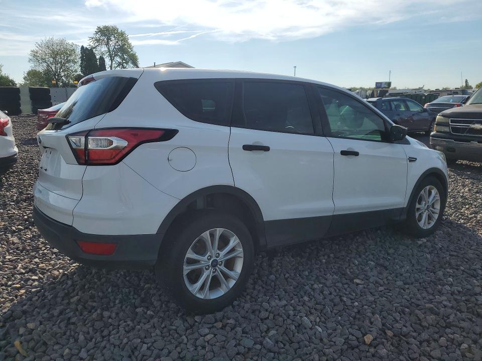 68780456 :رقم المزاد ، 1FMCU0F71JUA24237 vin ، 2018 Ford Escape مزاد بيع