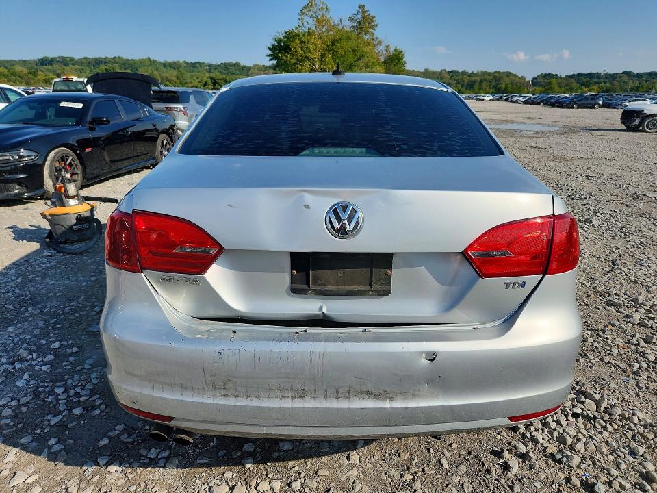 Продаж на аукціоні авто 2011 Volkswagen Jetta, vin: 3VWLL7AJXBM082885, номер лоту: 69053276